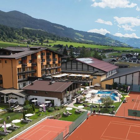 Vital & Sporthotel Brixen Brixen im Thale Exterior foto